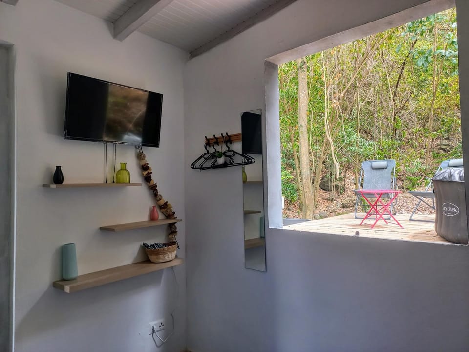 Patio, Garden, TV and multimedia