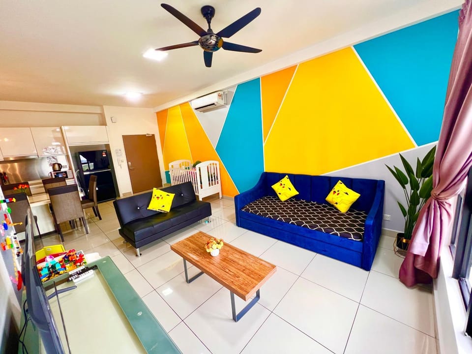 Communal lounge/ TV room, TV and multimedia, Living room, Seating area, Evening entertainment, fireplace