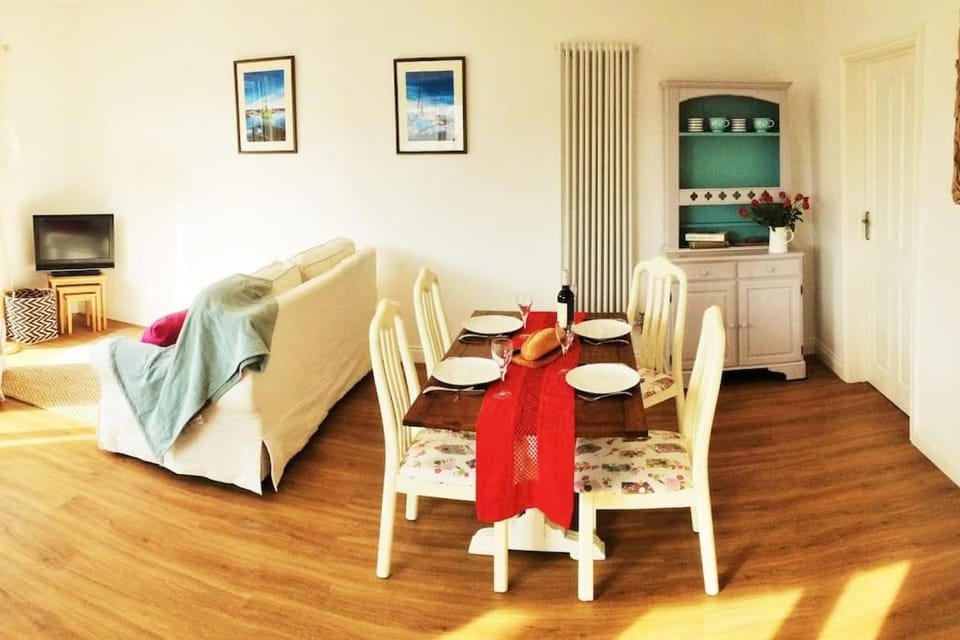 Sunny Corner - Coastal apartment near the beach Apartment in Newquay