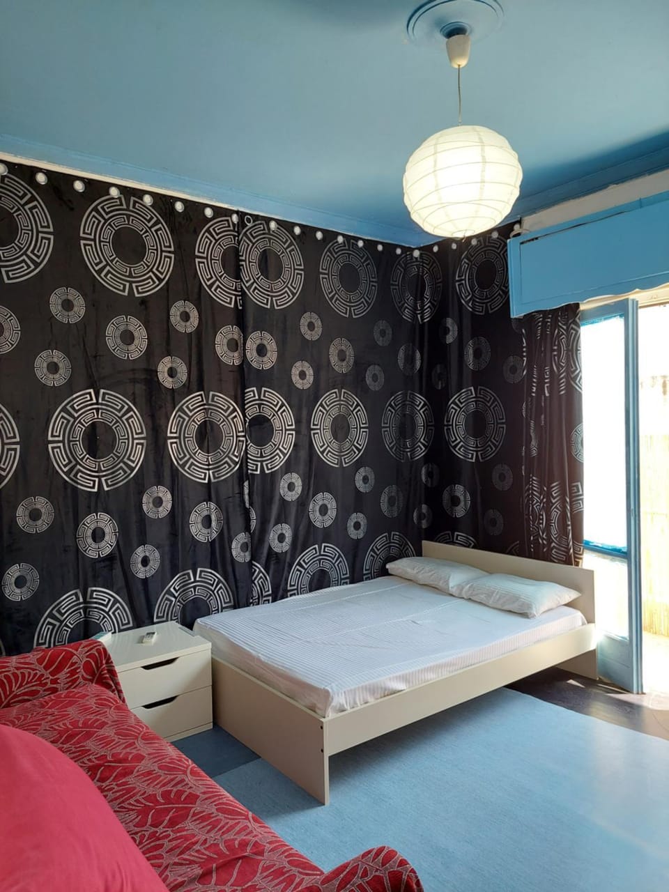 THISSIO ROOM IN THE APARTMEN SHARE Apartment in Athens