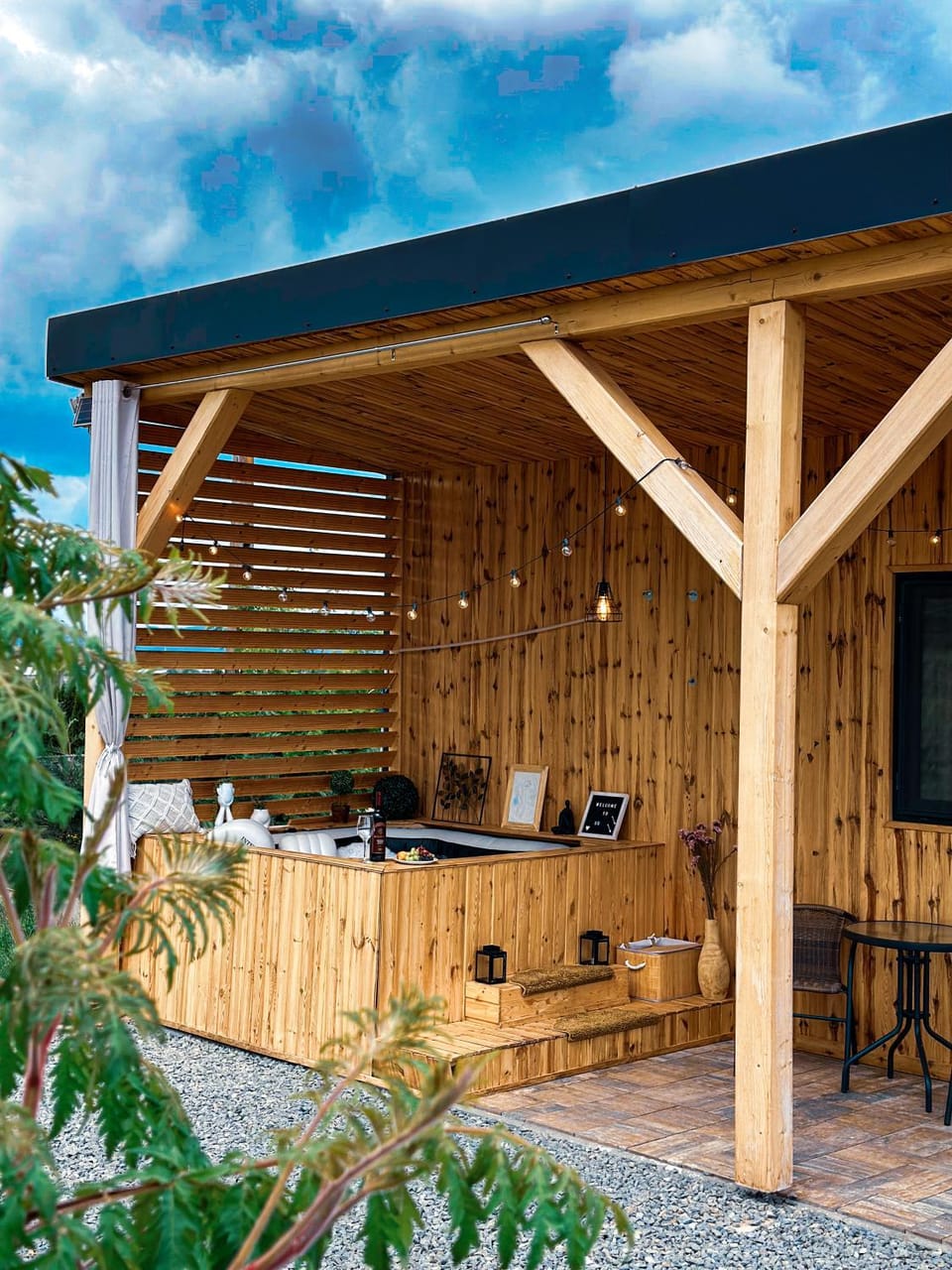 Property building, Swimming pool