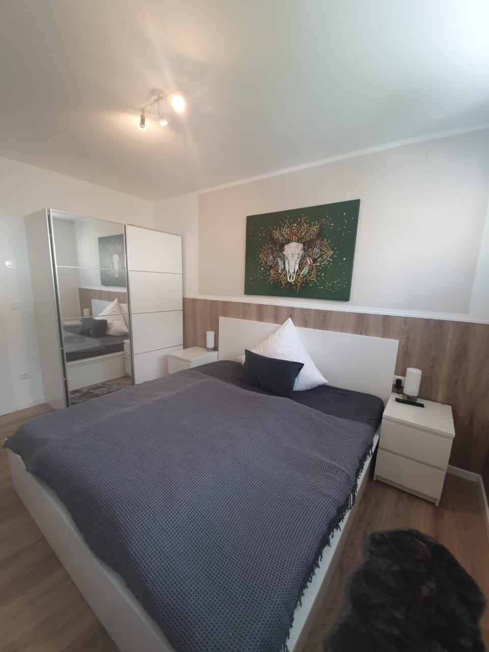 Bed, Bedroom