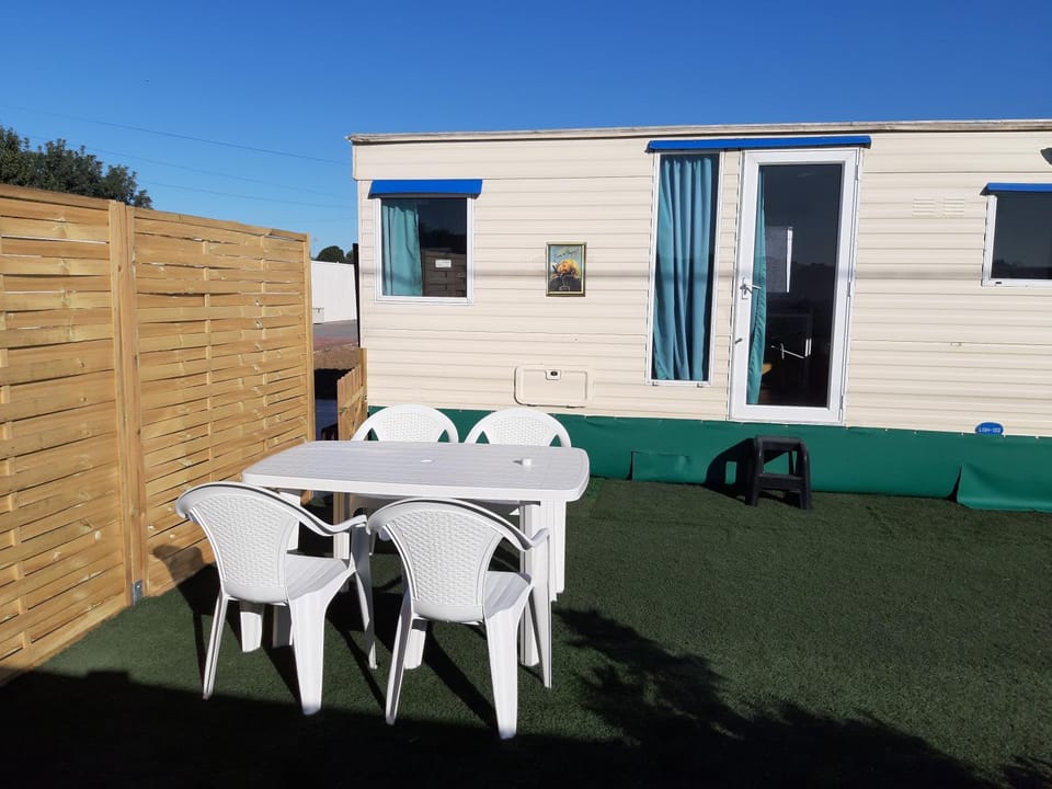 Franceses Campground/ 
RV Resort in Chiclana de la Frontera