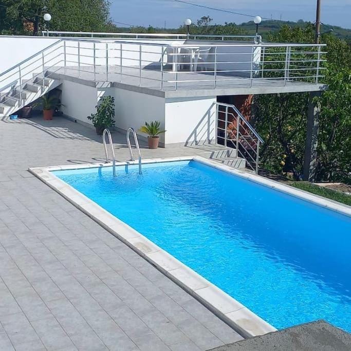 Balcony/Terrace, Pool view, Swimming pool