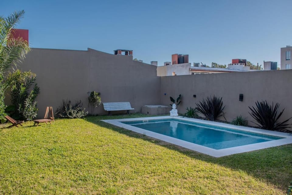 Chito House House in Ezeiza