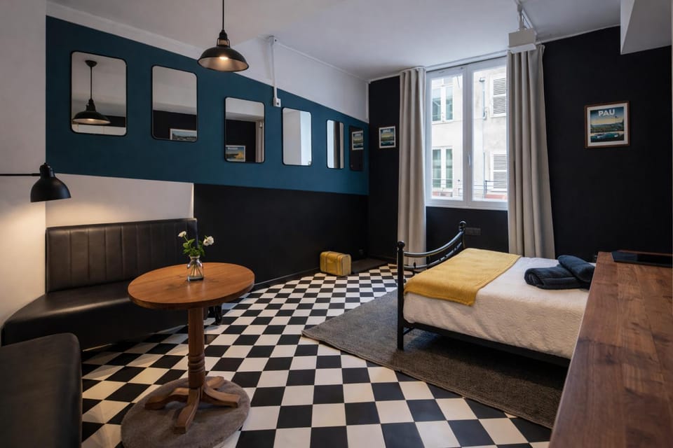 Le Wagon secret - Coeur de ville - Ecran géant - 2 pers Apartment in Pau