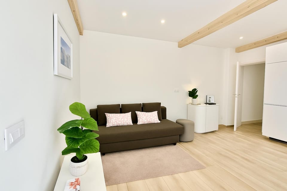 Panoramic Sea & Monaco View 2-Room Apartment in Monaco