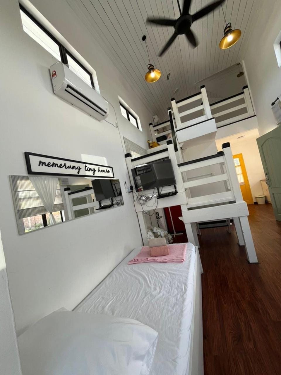 Memerang Tiny House & Pool near Merang Jetty House in Terengganu, Malaysia