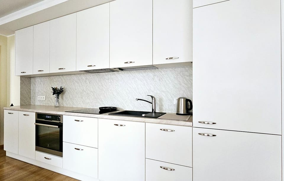 Kitchen or kitchenette, pet friendly, stove