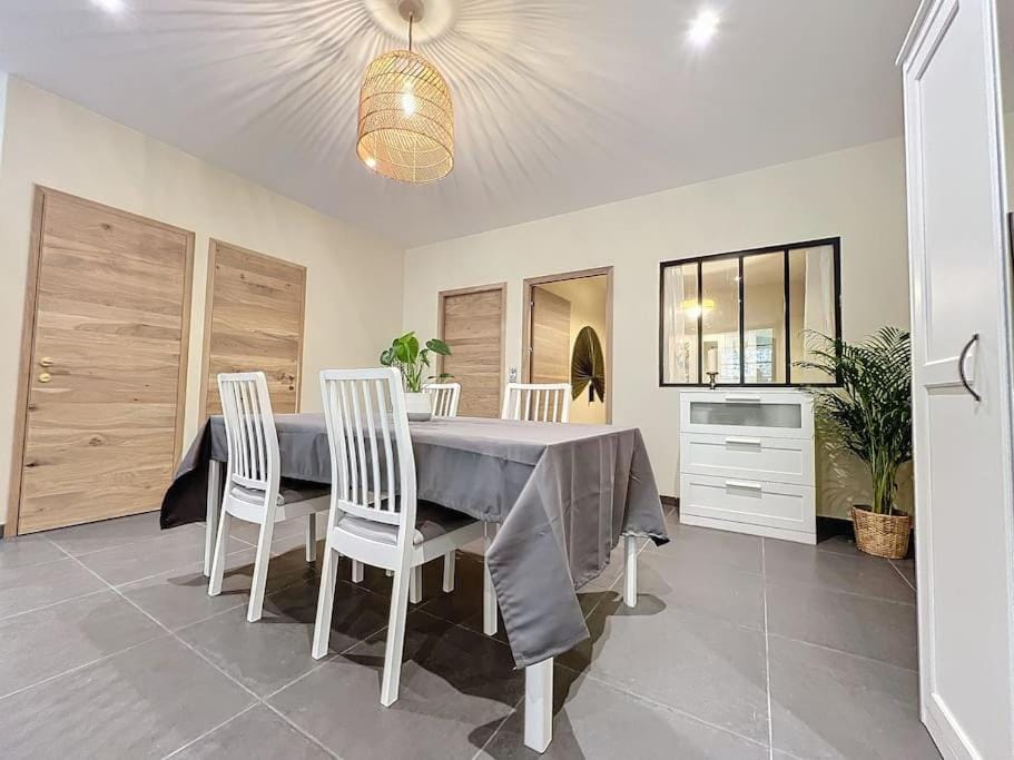 Logement T3 Demeure d'exception House in Nouvelle-Aquitaine