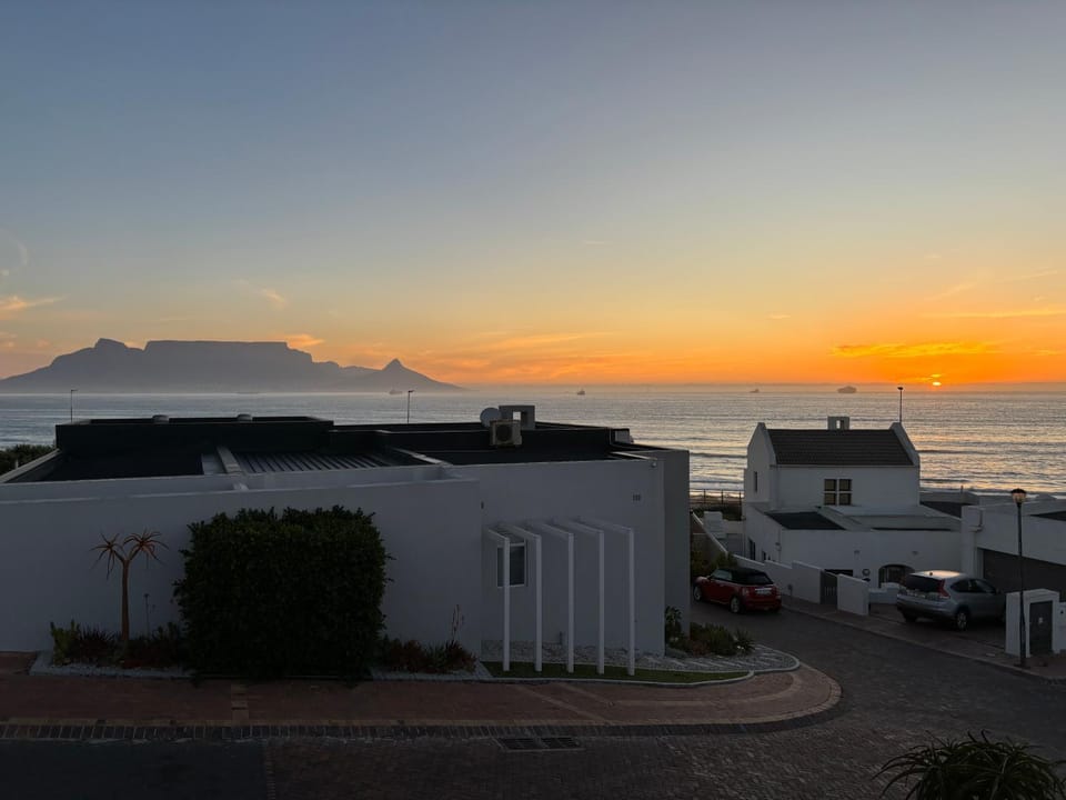 Nearby landmark, Natural landscape, Mountain view, Sea view, Location, Sunset