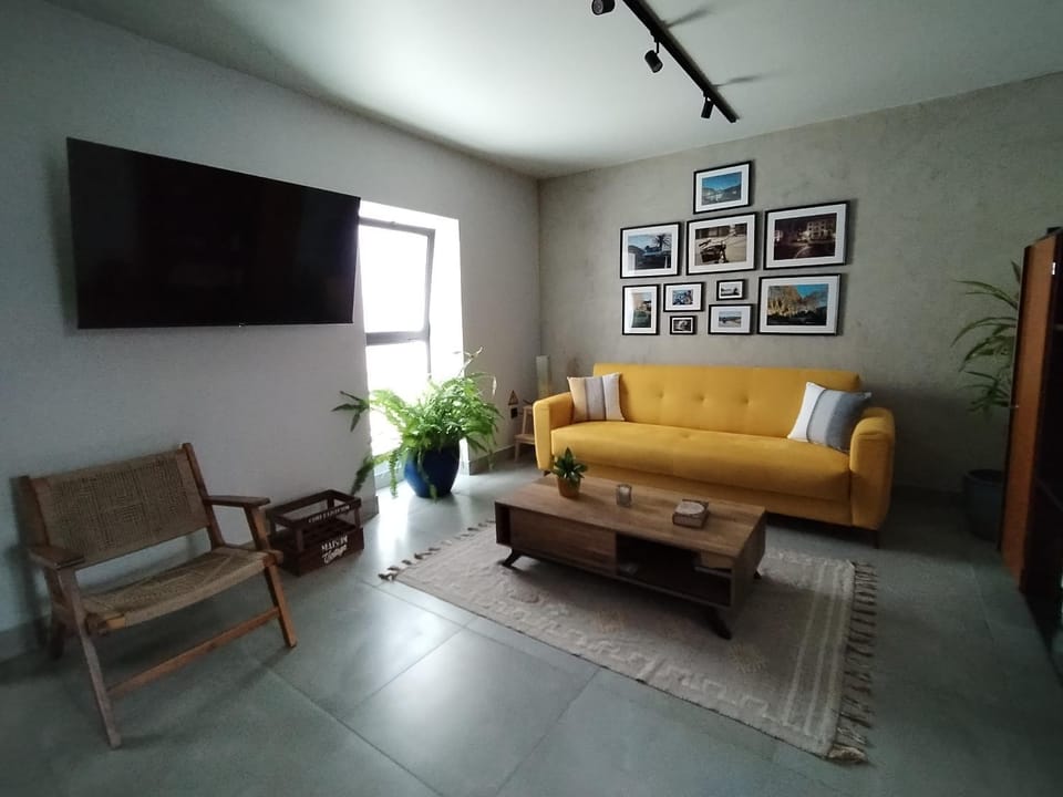 Casa do Favinha House in Madeira District