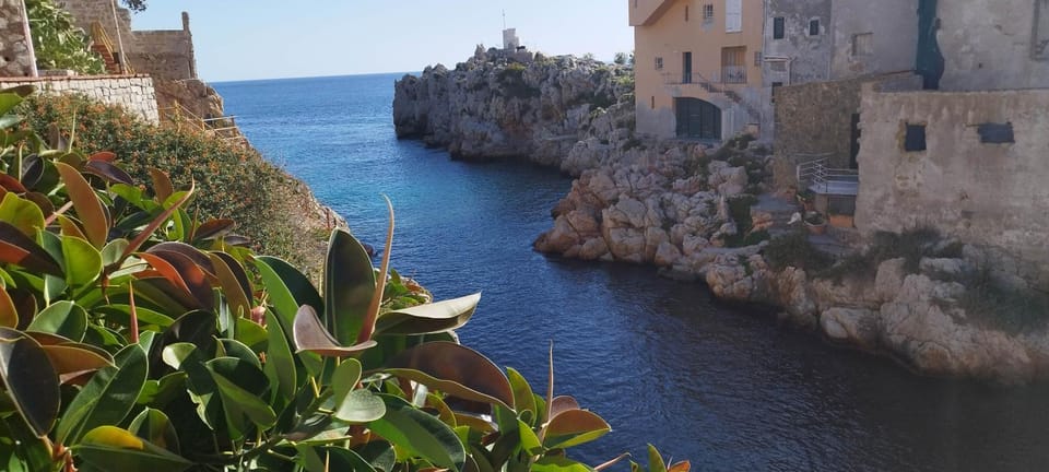 Nearby landmark, Sea view
