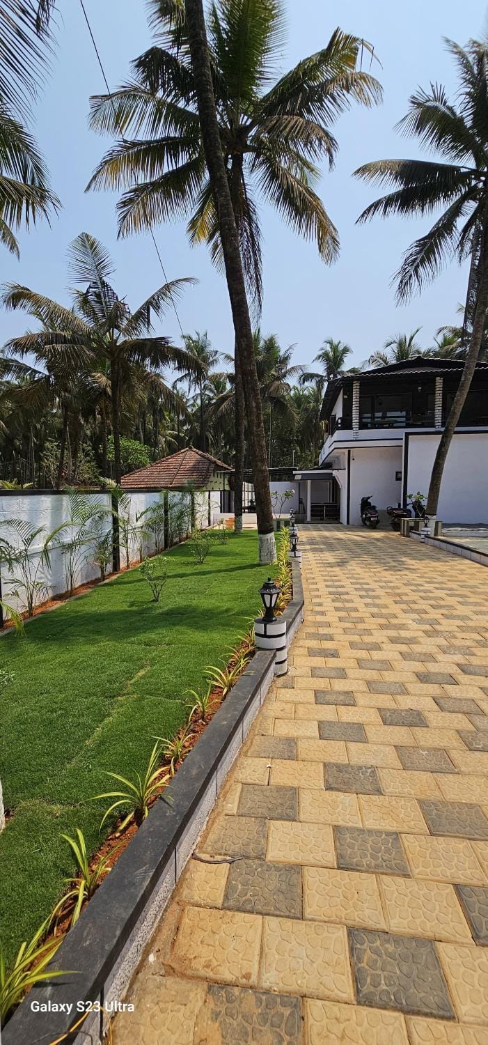 Rock n Ocean , Private Beach Stay House in Karnataka