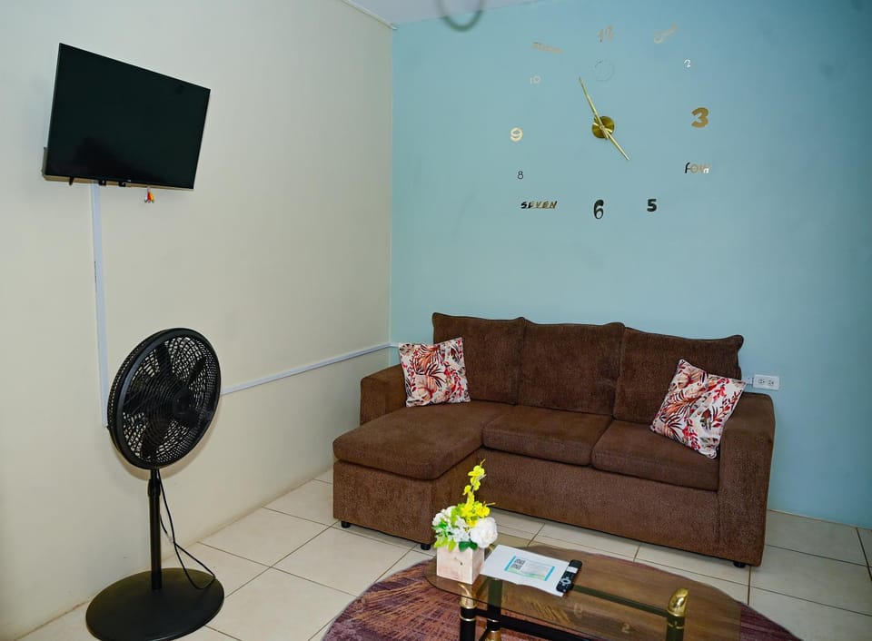 Cozy one bedroom & Car rental apartment Apartment in Western Tobago