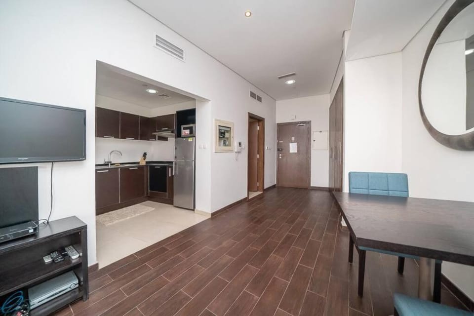 StoneTree - Spacious Studio - The Matrix Apartment in Dubai
