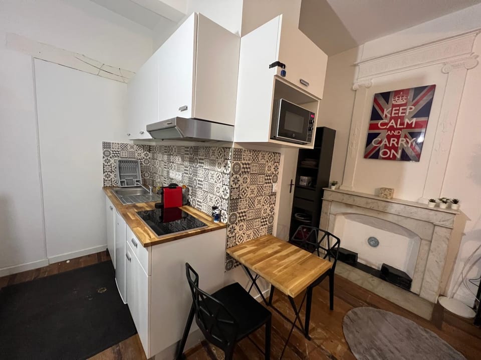 Les Studios du Centre Historique de Valence Apartment in Valence