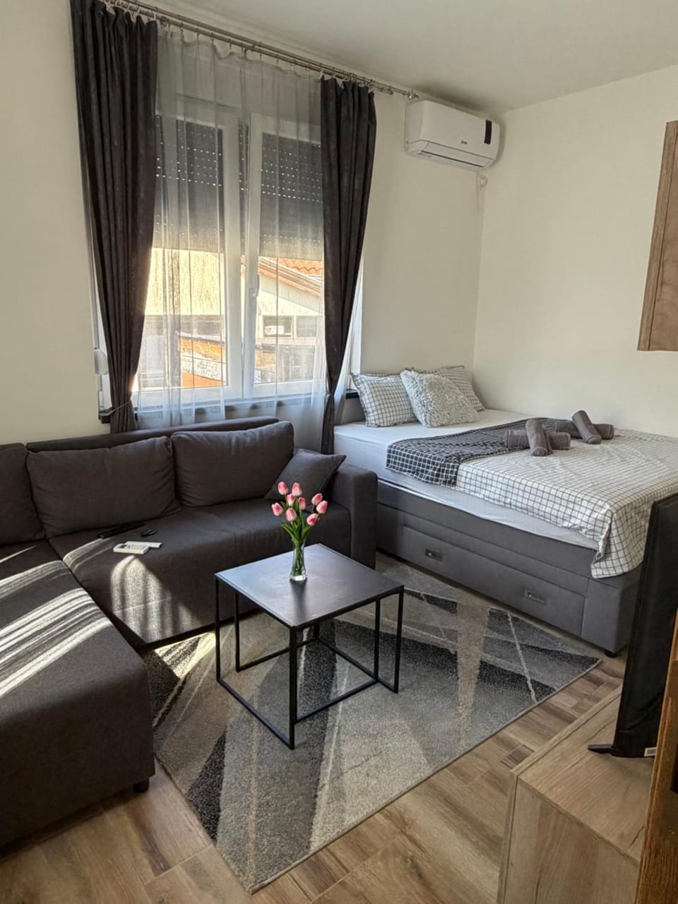 MB Lux 2 Apartman Apartment in Serbia
