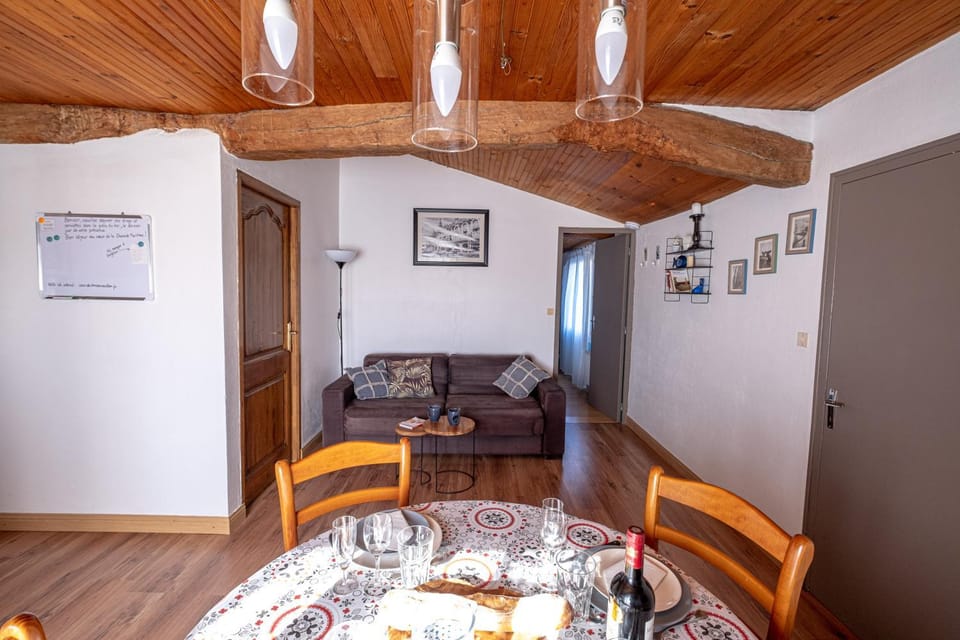 50m de confort, calme et clim, proche de roche'fort Apartment in Nouvelle-Aquitaine