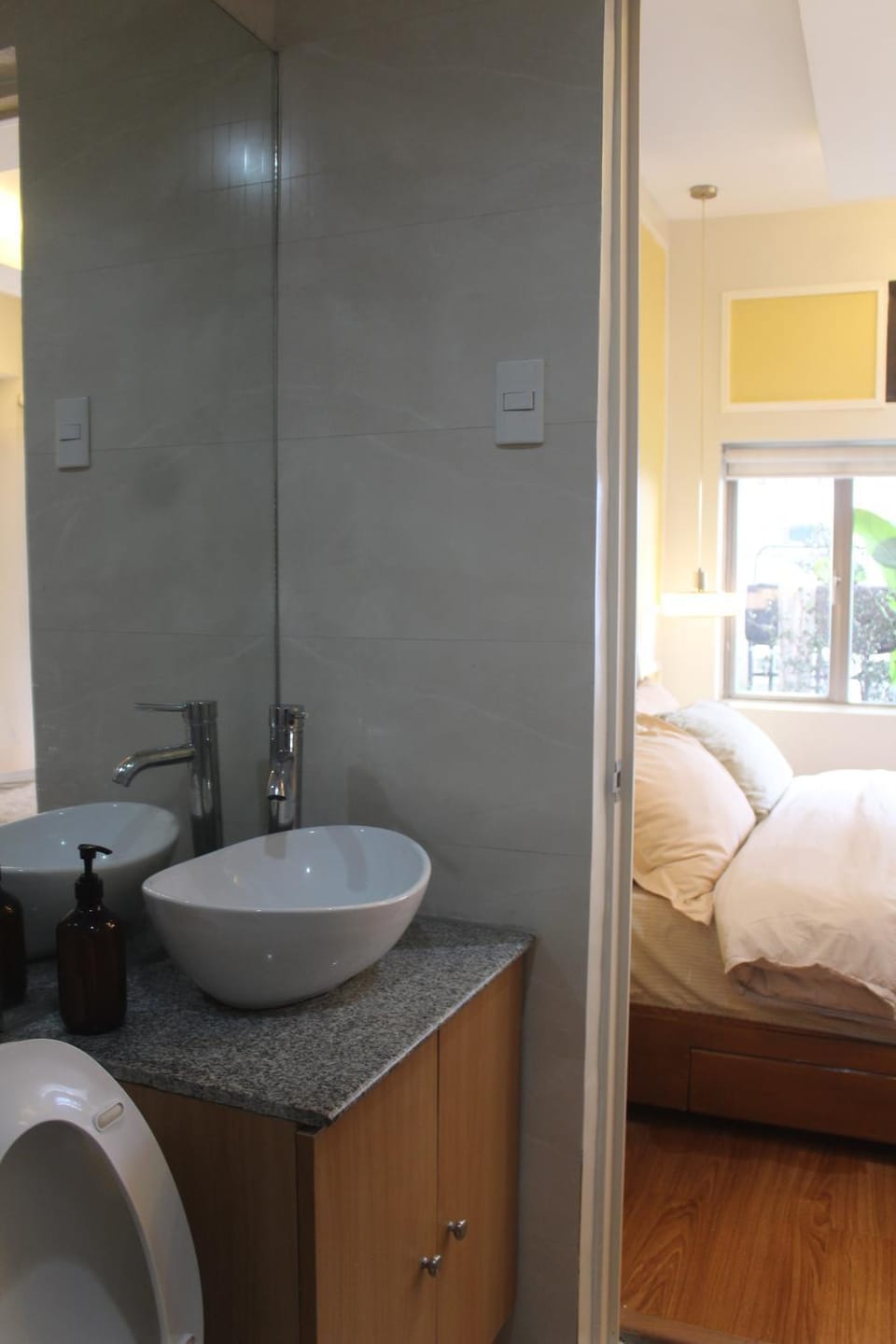 Plosius Rich at Manhattan Parkway, Araneta City Vacation rental in Pasig
