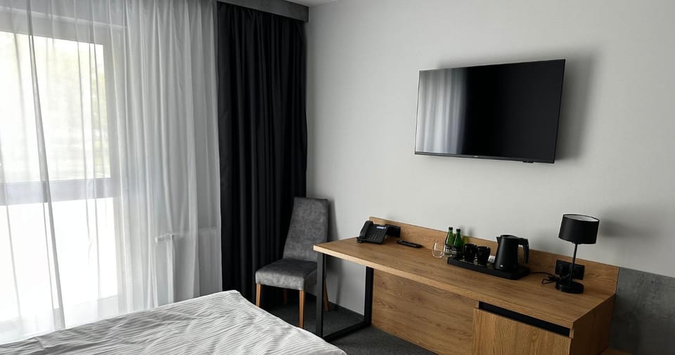 TV and multimedia, Photo of the whole room