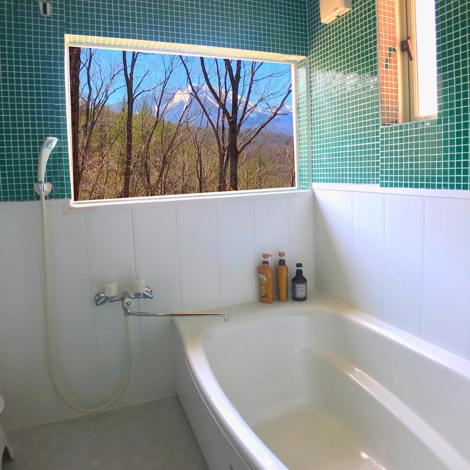 Bathroom, Mountain view, Bath