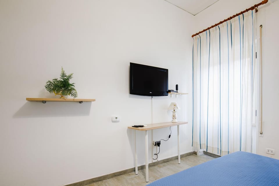 TV and multimedia, Floor plan