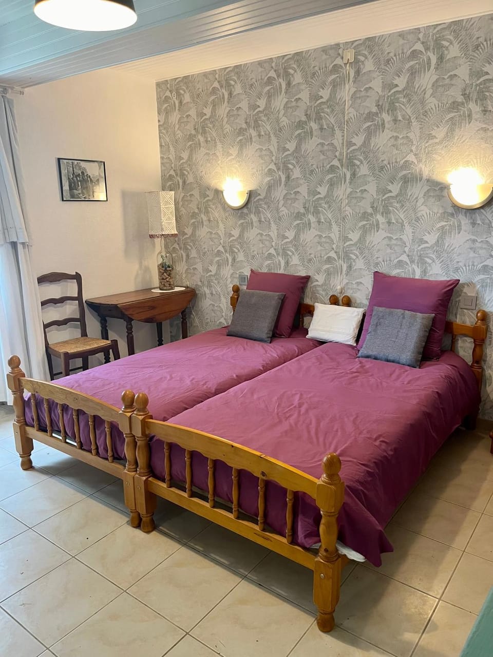 Bed, Library, Bedroom, wardrobe