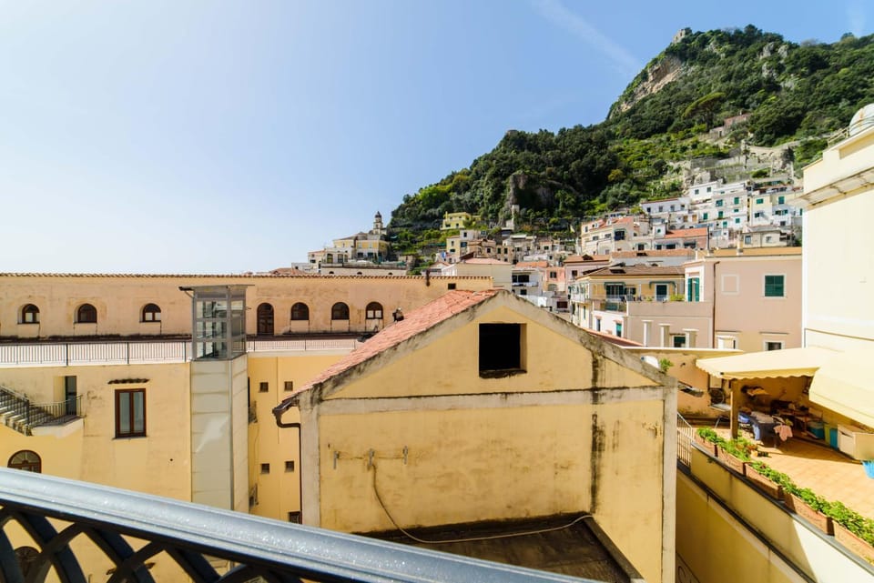 Day, Natural landscape, City view, Mountain view