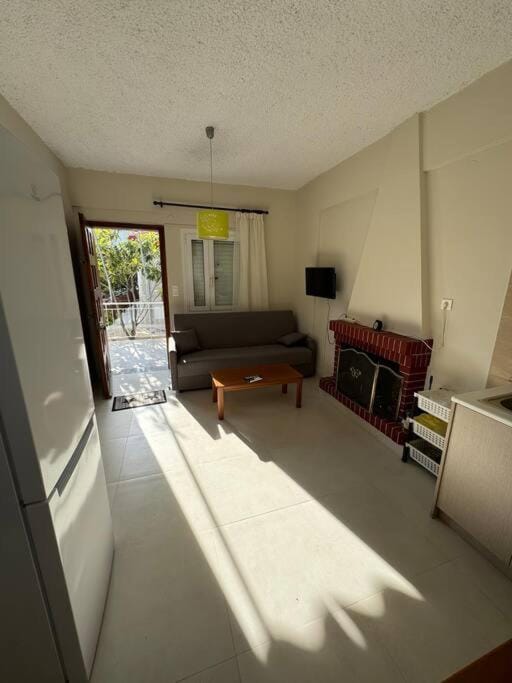 Lakeside Escape Apartment in Peloponnese Region
