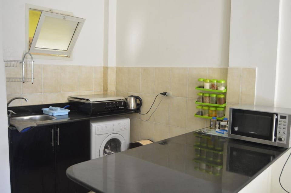 Coffee/tea facilities, Kitchen or kitchenette, pet friendly, stove