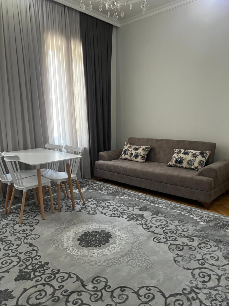 Seating area, Dining area