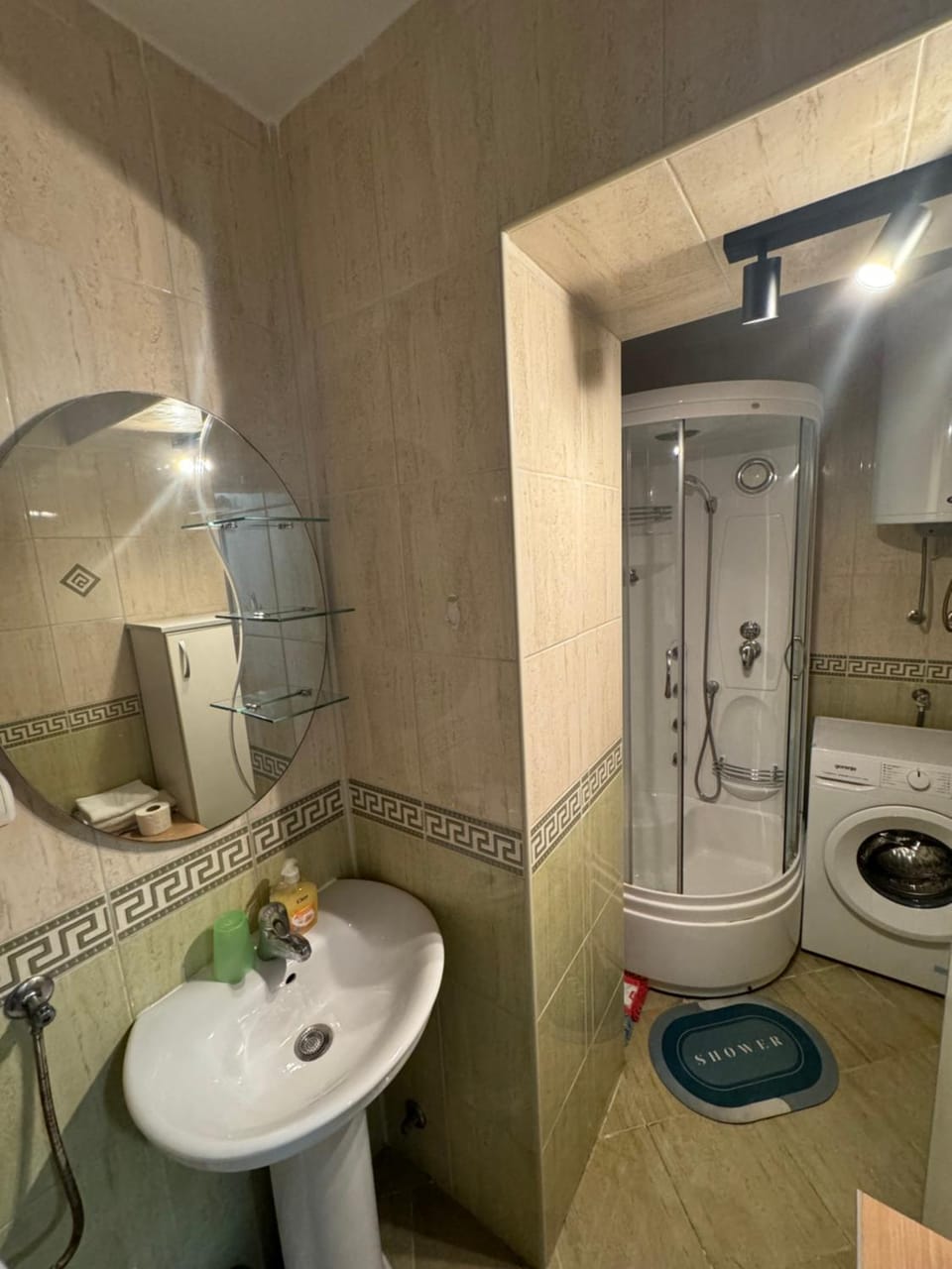 Toilet, Bathroom, towels