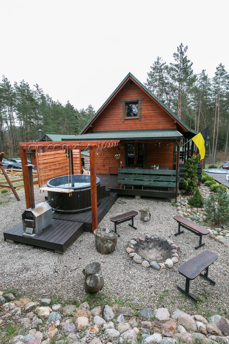 Domek całoroczny JELENIÓWKA na Kaszubach z balią na wyłaczność,wspólny basen i bilard z domkiem Sówka - Ostrowite Leśna Dolina House in Pomeranian Voivodeship