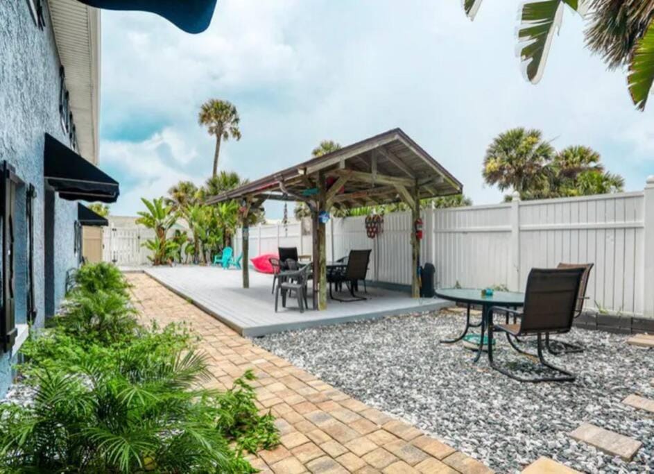 Summer Sands Lodge U1 Apartment in Flagler Beach