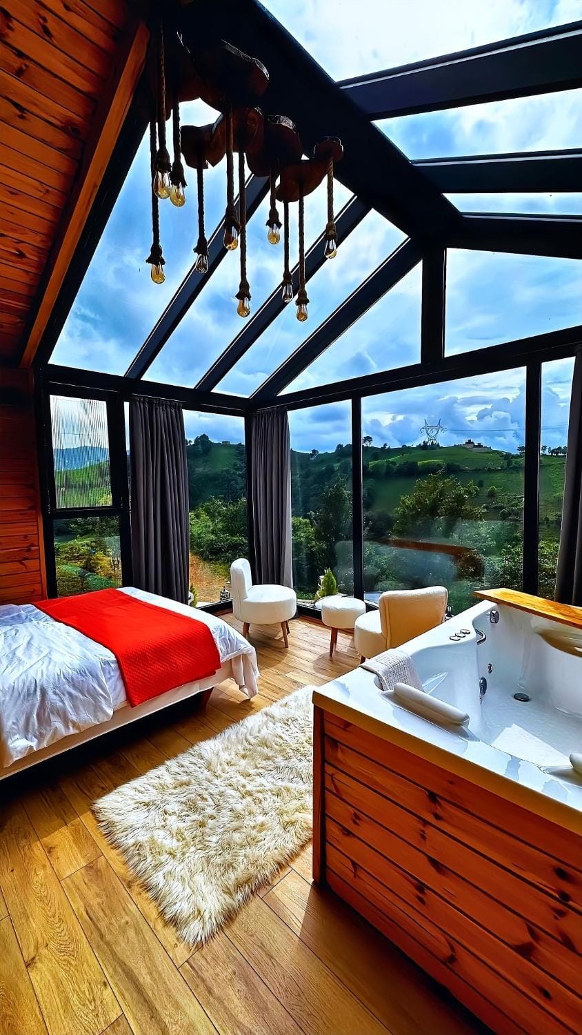 Bed, Natural landscape, Photo of the whole room, Bedroom, Mountain view