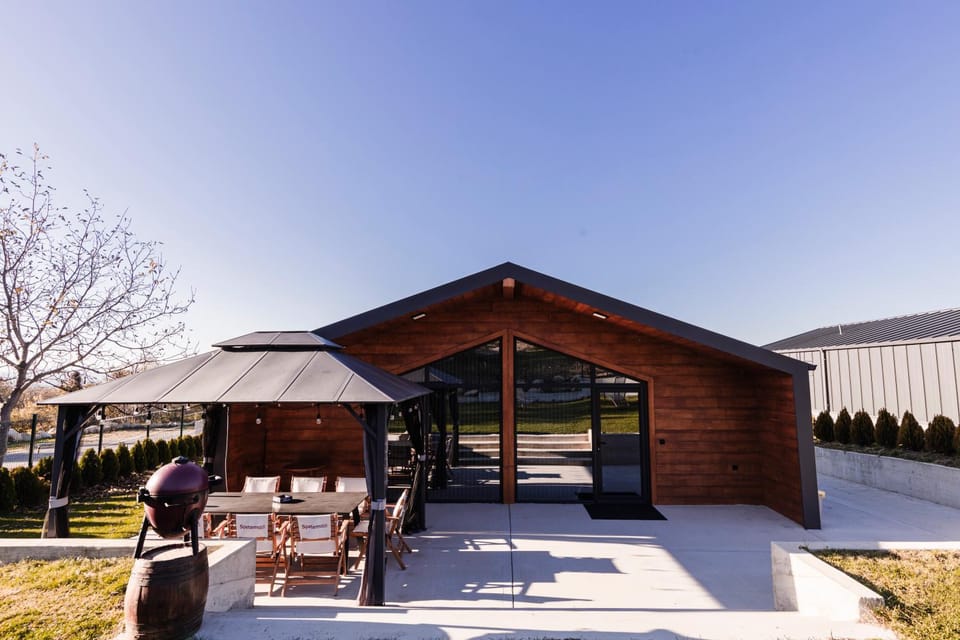 Property building, Natural landscape