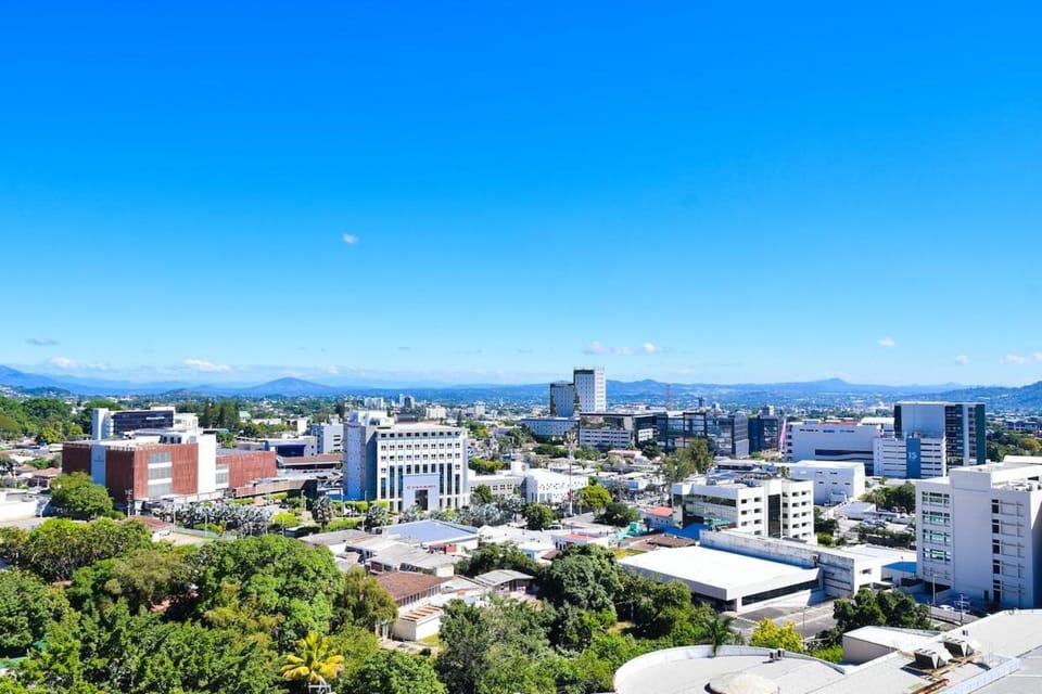 Modern Apartment in Downtown. A/C+ Wifi! Apartment in San Salvador
