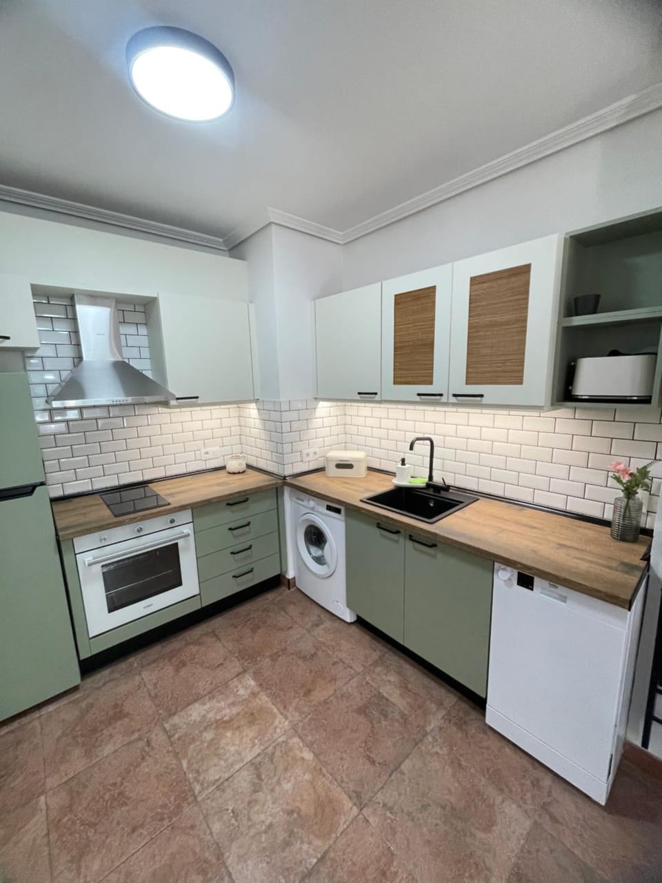 Kitchen or kitchenette