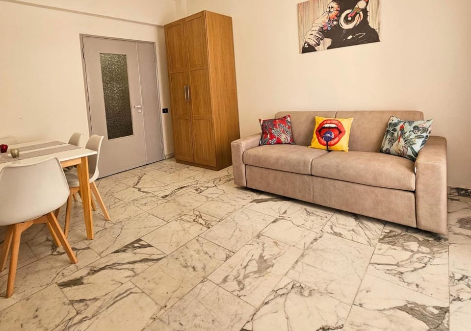 Living room, Seating area, Dining area, wardrobe