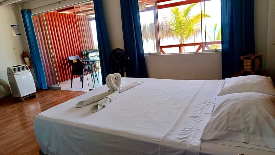 Casuarinas del Mar Habitacion Playa Apartment hotel in Canoas de Punta Sal