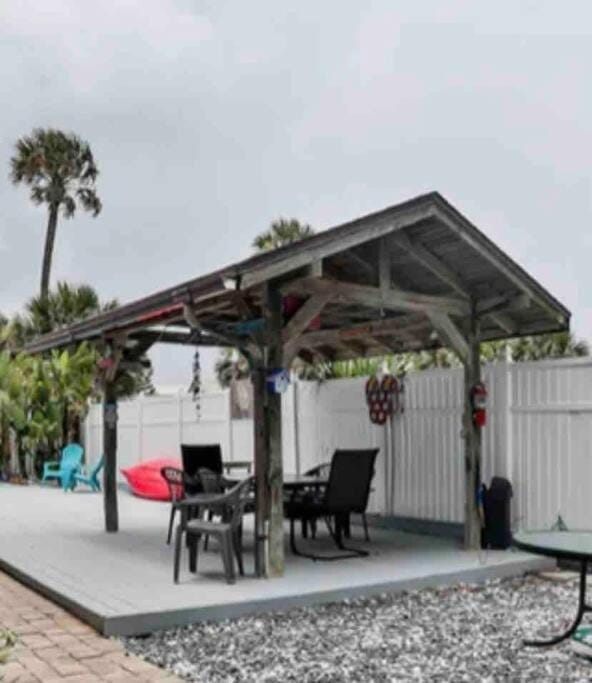 Summer Sands Lodge Unit 2 Apartment in Flagler Beach
