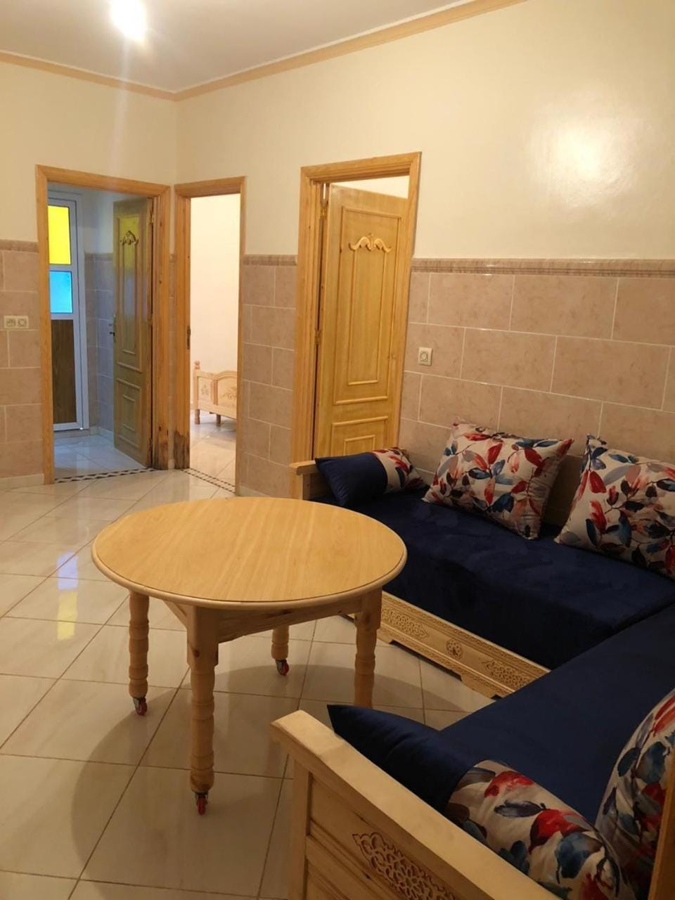Living room, Seating area, air conditioner