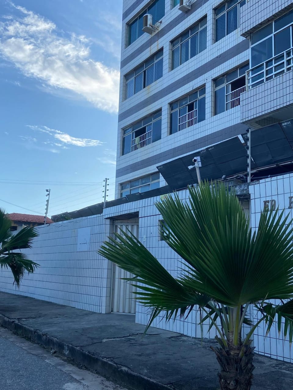 Facade/entrance
