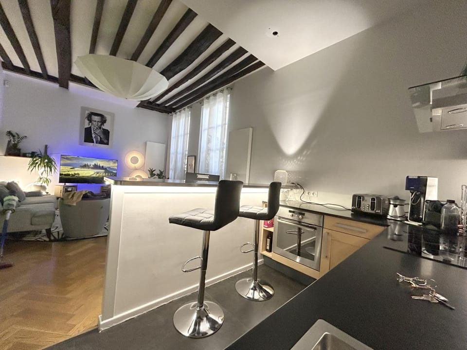 Lounge or bar