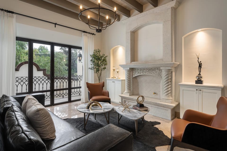Living room, Seating area