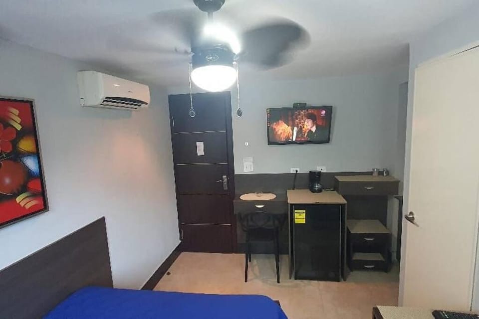 R.1106 Estudio céntrico, funcional, tipo ejecutivo. Apartment in Panama City, Panama