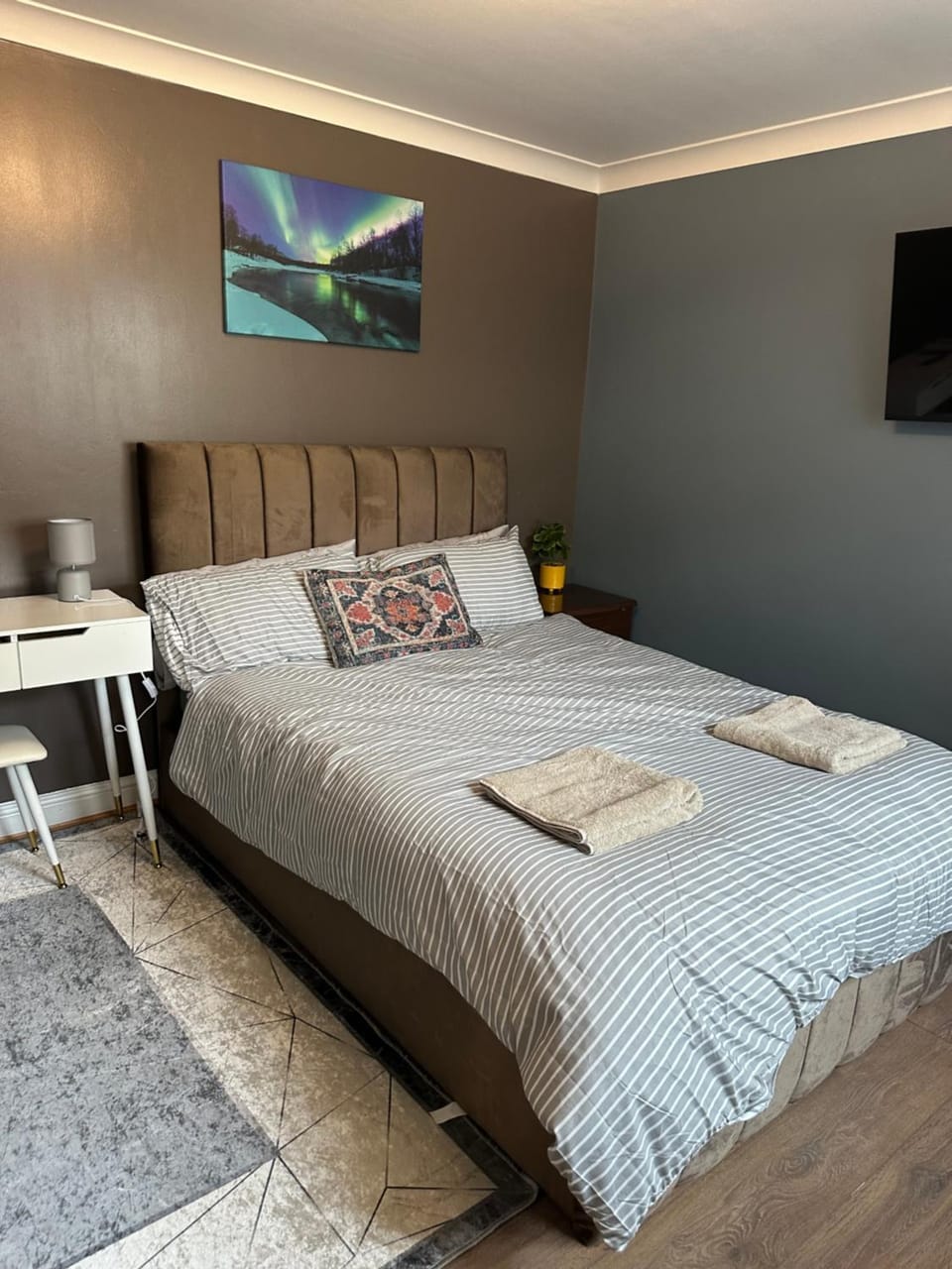 Amazing Ground Floor one bedroom apartment Forest Road Apartment in London