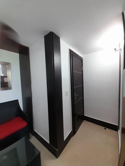 R.1112 Estudio ejecutivo, privado con cocina y baño. Apartment in Panama City, Panama