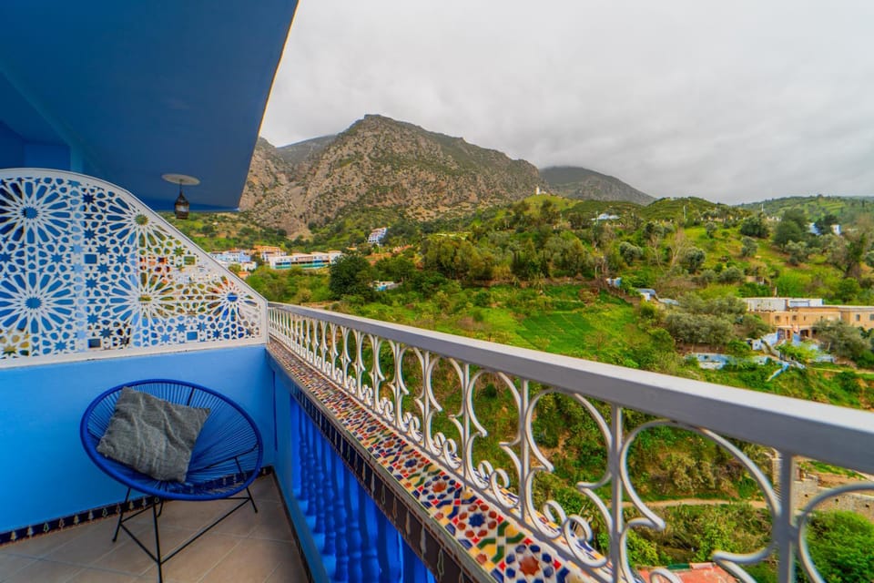 Balcony/Terrace, Mountain view